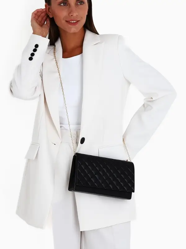 Сумка-клатч женская на магните, на длинной цепочке, со стёжкой, чёрная