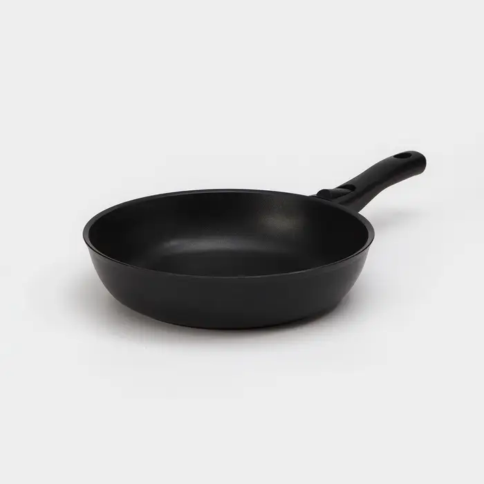 Сковорода KUKMARA &laquo;Традиция&raquo;, d=26 см, стеклянная крышка, съёмная ручка, антипригарное покрытие, алюминий, чёрная