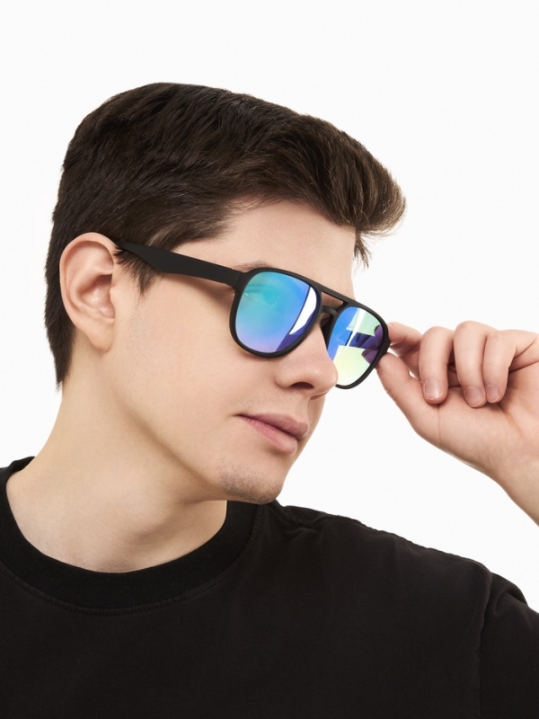 Очки солнечные, uv 400, ширина 15 см, дужка 15 см, линза 5.4 х 4.6 см Очки солнечные, uv 400, ширина 15 см, дужка 15 см, линза 5.4 х 4.6 см