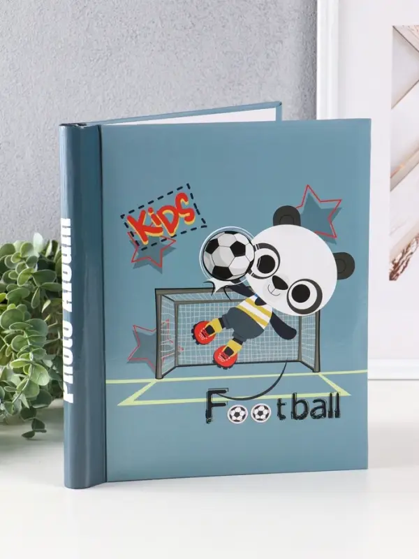 Фотоальбом 10 магнитных листов Фотоальбом 10 магнитных листов "Панда" 23X28см, пер-т внутр.спираль