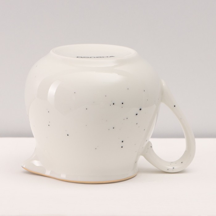 Сервиз фарфоровый чайный Доляна «Млечный путь», 15 предметов: 6 чашек 220 мл, 6 блюдец d=13,5 см, молочник 300 мл, сахарница 350 мл, чайник 1000 мл, цвет белый Сервиз фарфоровый чайный Доляна «Млечный путь», 15 предметов: 6 чашек 220 мл, 6 блюдец d=13,5 см, молочник 300 мл, сахарница 350 мл, чайник 1000 мл, цвет белый