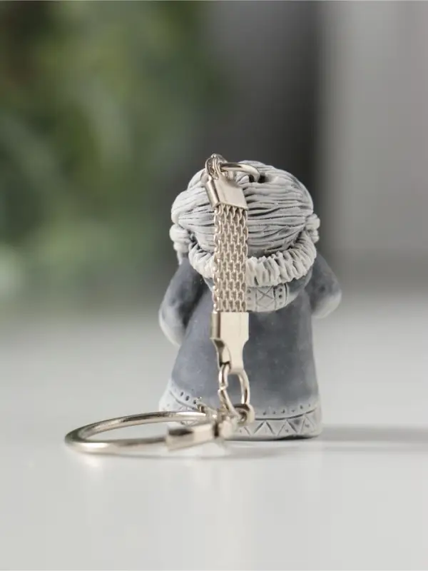 Брелок "Девушка с бубном" маленькая, 4см