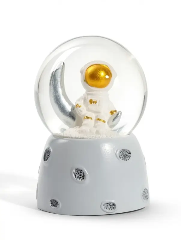 Снежный шар с подсветкой &laquo;Космонавт&raquo;, d=4.5 см, 3хLR41, 4.5&times;4.5&times;6.5 см, МИКС