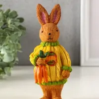 Сувенир полистоун "Заяц в вязанном свитере с охапкой моркови" 6,5х6,5х15,5 см Сувенир полистоун "Заяц в вязанном свитере с охапкой моркови" 6,5х6,5х15,5 см