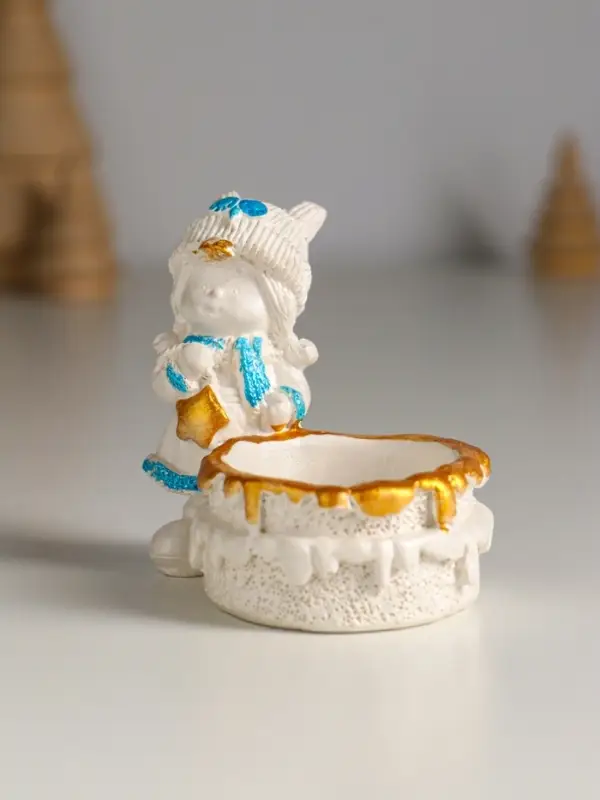 Подсвечник  Подсвечник "Девочка с корзинкой" 7х7 см, перламутр