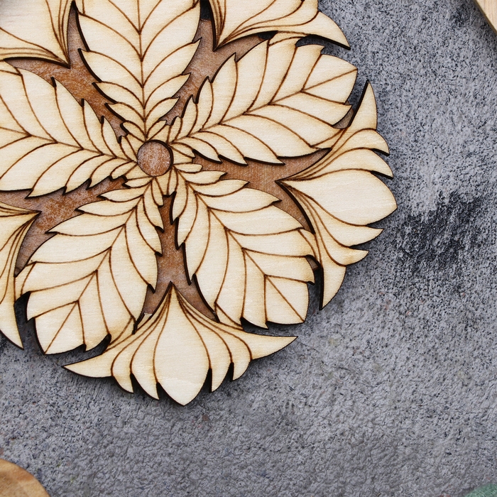 Подставка под горячее «Листья», D=11 см, можжевельник Подставка под горячее «Листья», D=11 см, можжевельник