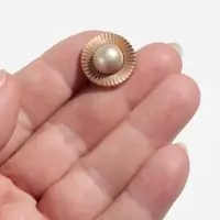 Пуговица металлическая на ножке &laquo;Сатурн&raquo;, декоративная, d=18 мм, цвет золотой