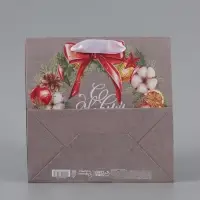 Пакет подарочный новогодний крафтовый квадратный &laquo;С Новым годом&raquo;, 22&times;22&times;11 см