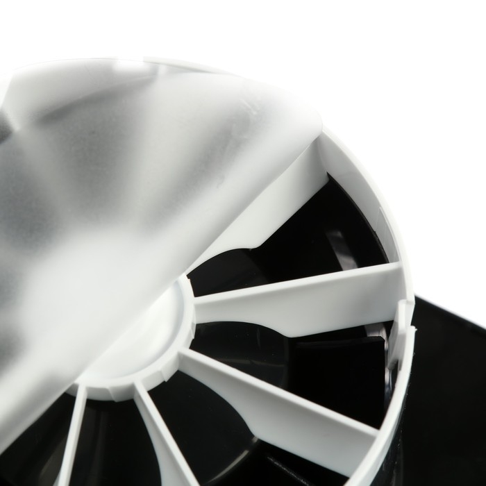 Вентилятор вытяжной Вентилятор вытяжной "КосмоВент" В100-ок, d=100 мм, 10 Вт, 40 дБ, 105 м³/ч, обр.клапан, черн