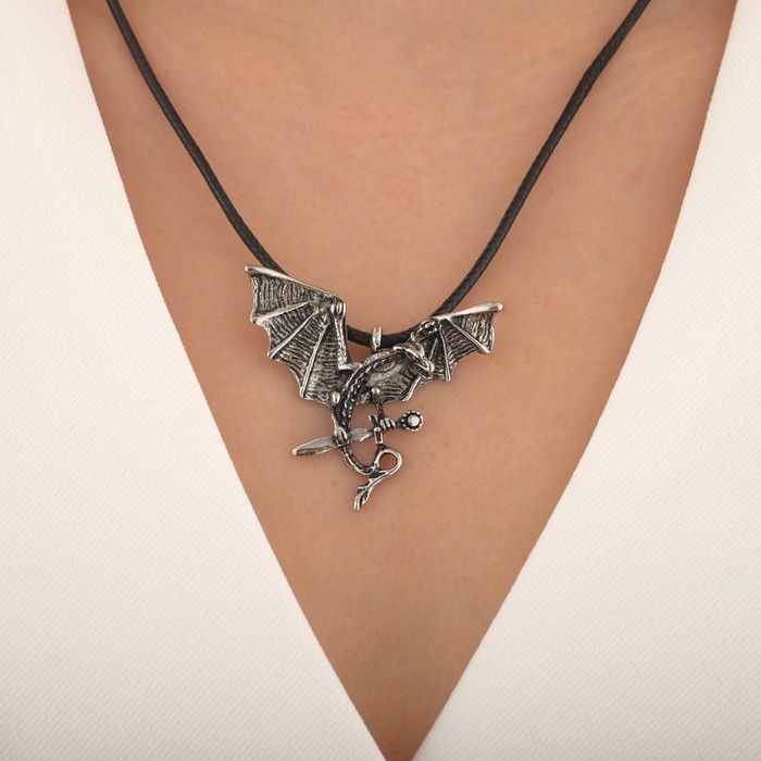 Кулон унисекс «Легенды» взмах крыла, цвет чернёное серебро на чёрном шнурке, 60 см