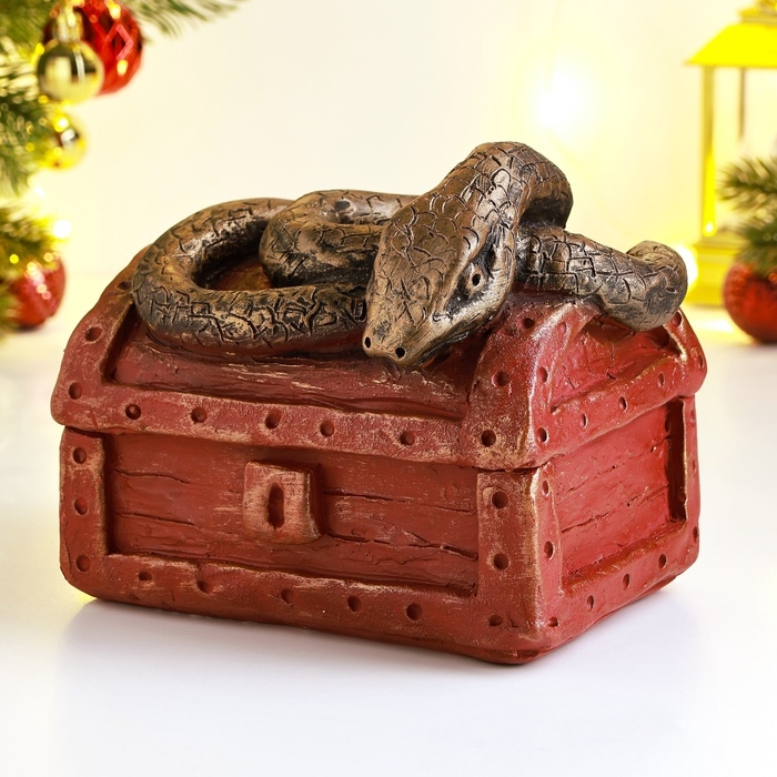 Новый год. Символ 2025. Копилка Новый год. Символ 2025. Копилка "Змея на сундуке" 16х11х14см, цветная