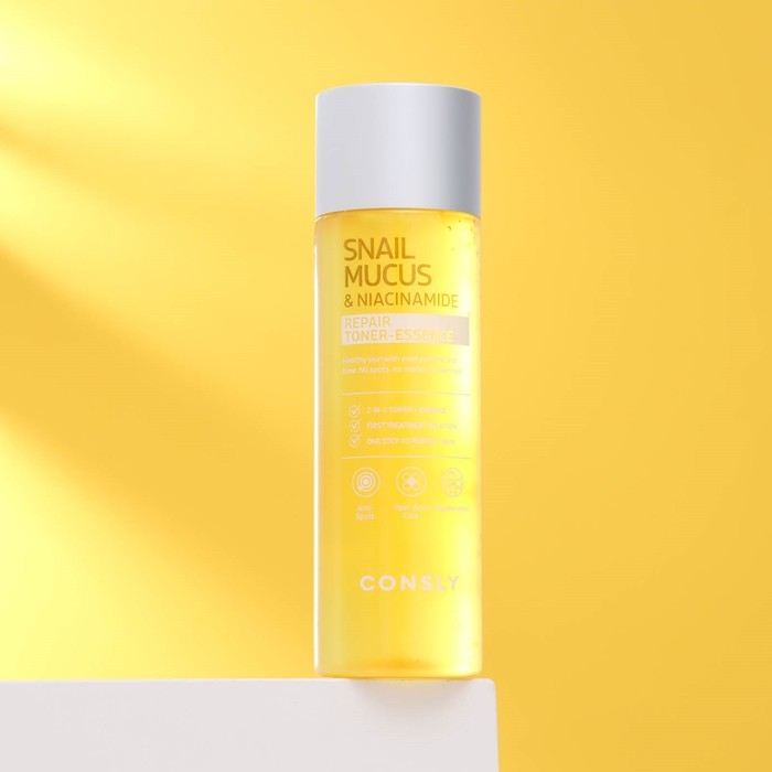 Восстанавливающий тонер-эссенция Восстанавливающий тонер-эссенция "Consly", с муцином улитки и ниацинамидом, 200 мл