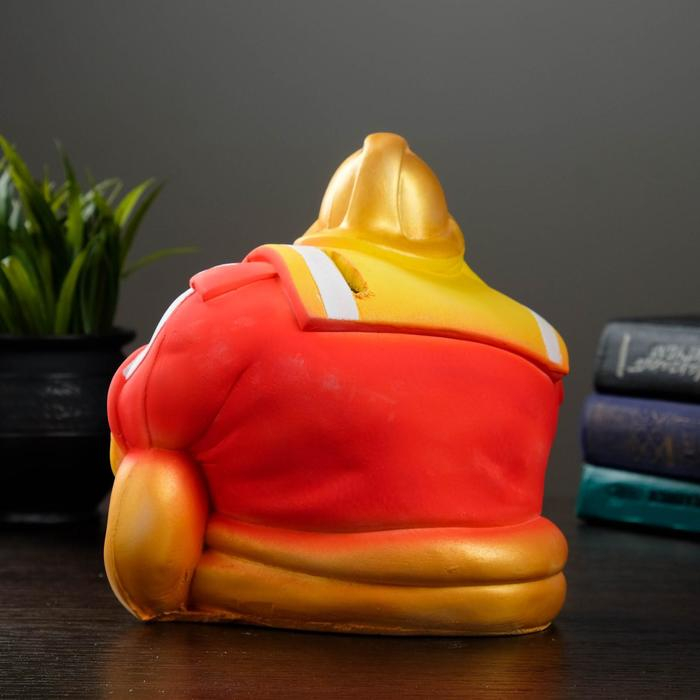 Копилка Копилка "Пожарный" 14х18х18см