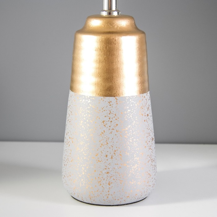 Настольная лампа Настольная лампа "Вирсавия" Е14 40Вт серо-золотой 22х22х39 см RISALUX