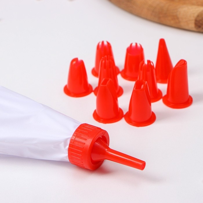 Набор кондитерский Доляна «Помощник», 11 предметов: мешок, 10 насадок, 28×19×3 см, насадки МИКС Набор кондитерский Доляна «Помощник», 11 предметов: мешок, 10 насадок, 28×19×3 см, насадки МИКС