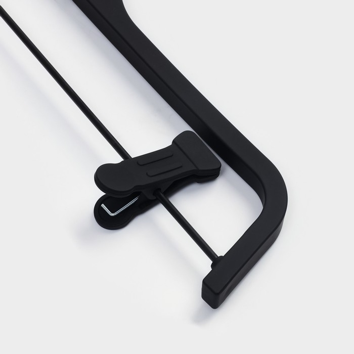 Плечики - вешалки для одежды LaDо́m Soft-touch, 37,5×15,5×1,1 см, 2 шт, с зажимами Плечики - вешалки для одежды LaDо́m Soft-touch, 37,5×15,5×1,1 см, 2 шт, с зажимами