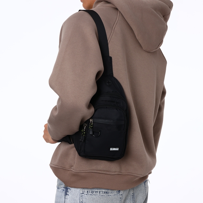 Сумка-слинг из текстиля, 3 наружных кармана, цвет чёрный Сумка-слинг из текстиля, 3 наружных кармана, цвет чёрный