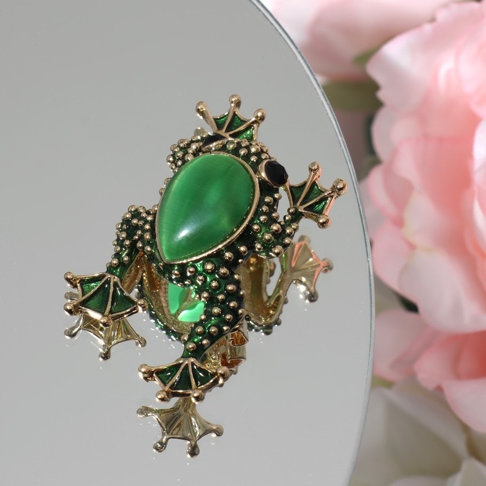 Брошь  Брошь "Лягушка" кабошон, цвет зелёный в золоте