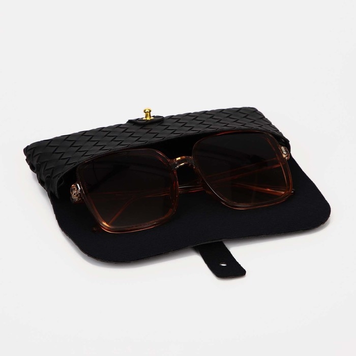 Чехол для очков на гвоздике, длина 16,8 см, цвет чёрный Чехол для очков на гвоздике, длина 16,8 см, цвет чёрный