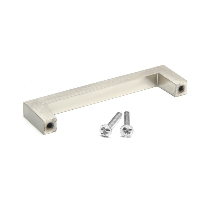 Ручка скоба SQUARE CAPPIO RSC008, нержавеющая сталь, м/о 96 мм, цвет серебро Ручка скоба SQUARE CAPPIO RSC008, нержавеющая сталь, м/о 96 мм, цвет серебро