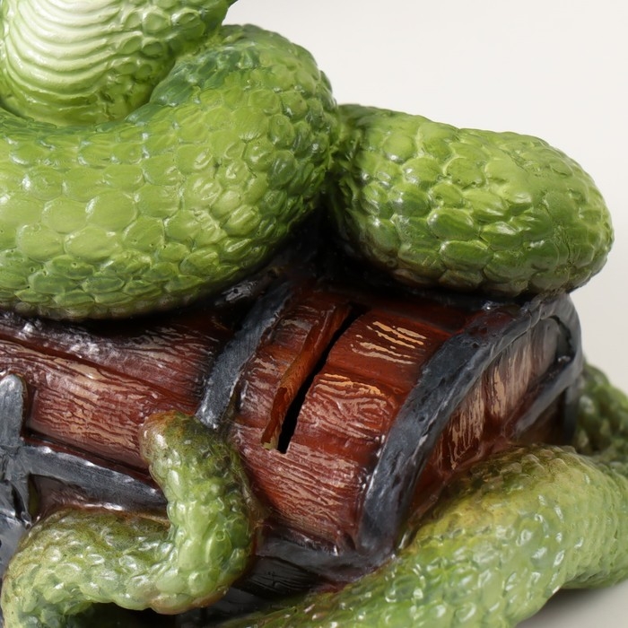 Копилка Копилка"КОБРА НА СУНДУКЕ "  20 х 17 х 12 см.