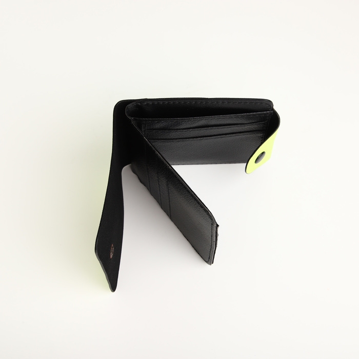 Кошелёк на кнопке, цвет зелёный