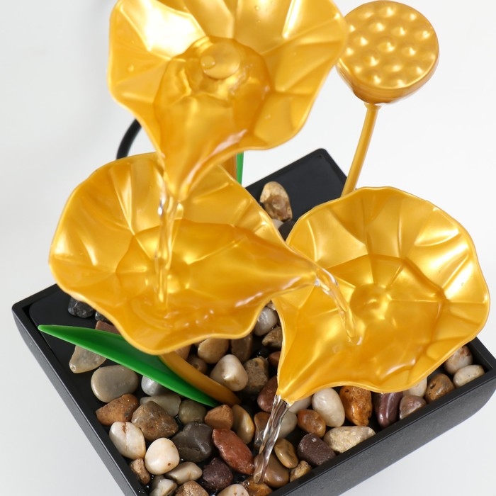 Фонтан настольный от сети Фонтан настольный от сети "Золотые лотосы в пруду" 13х15х24,5 см