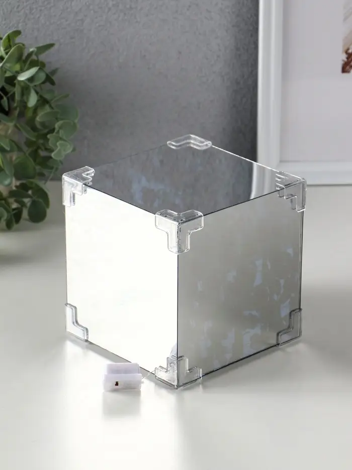 Ночник-зеркало 3D акрил "Бесконечные тюльпаны" 20 цветков в подарочном пакете 12х12х12 см Ночник-зеркало 3D акрил "Бесконечные тюльпаны" 20 цветков в подарочном пакете 12х12х12 см