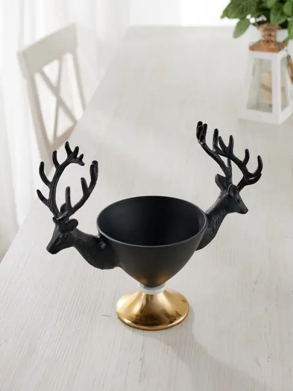 Конфетница &laquo;Олени&raquo;, 30&times;14.5&times;24 см, алюминий