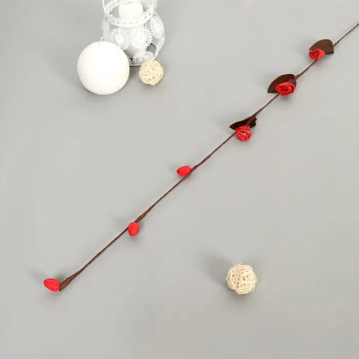 Декор ветка лоза розочки 105 см (фасовка 10 шт, цена за 1шт) микс