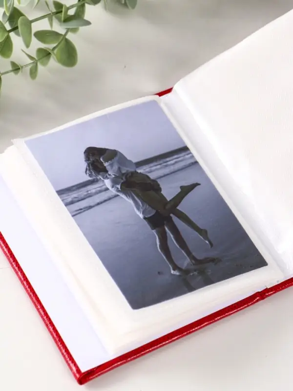 Фотоальбом Делюкс 100 фото, красный,  10X15см, ПП карм.