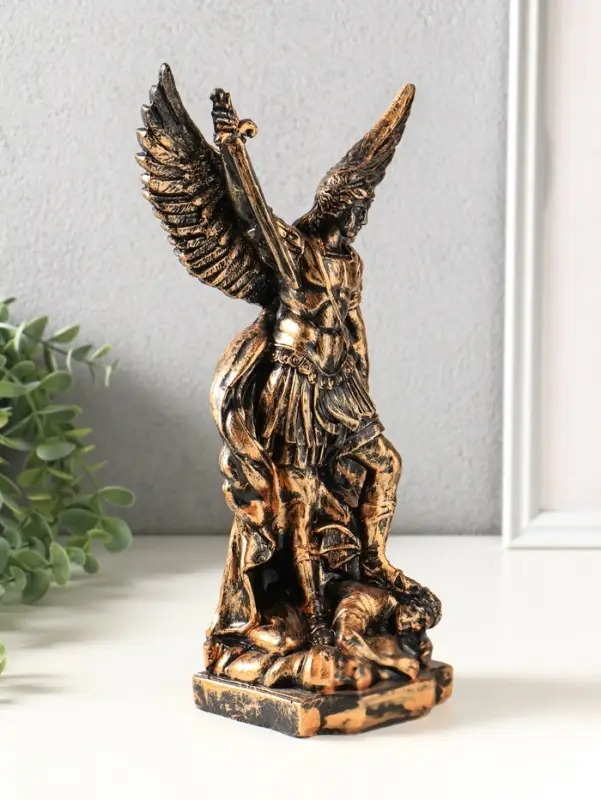 Фигура полистоун &laquo;Архангел Михаил&raquo;, 30&times;17&times;10 см, под золото