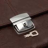 Портфель деловой, 38*6*27 см, отд на клапане, дл.ремень, коричневый
