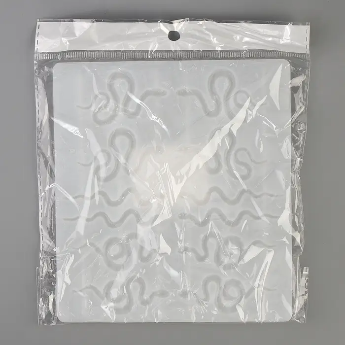 Молд силиконовый &laquo;Змейки&raquo; 16.5&times;14.8&times;1 см