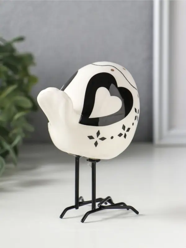 Сувенир керамика "Птенчик с крыльями-сердечками" 9,2х6,3х10,3 см