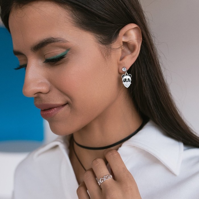 Серьги эмаль «Панды» с сердцами, цвет чёрно-белый в серебре Серьги эмаль «Панды» с сердцами, цвет чёрно-белый в серебре