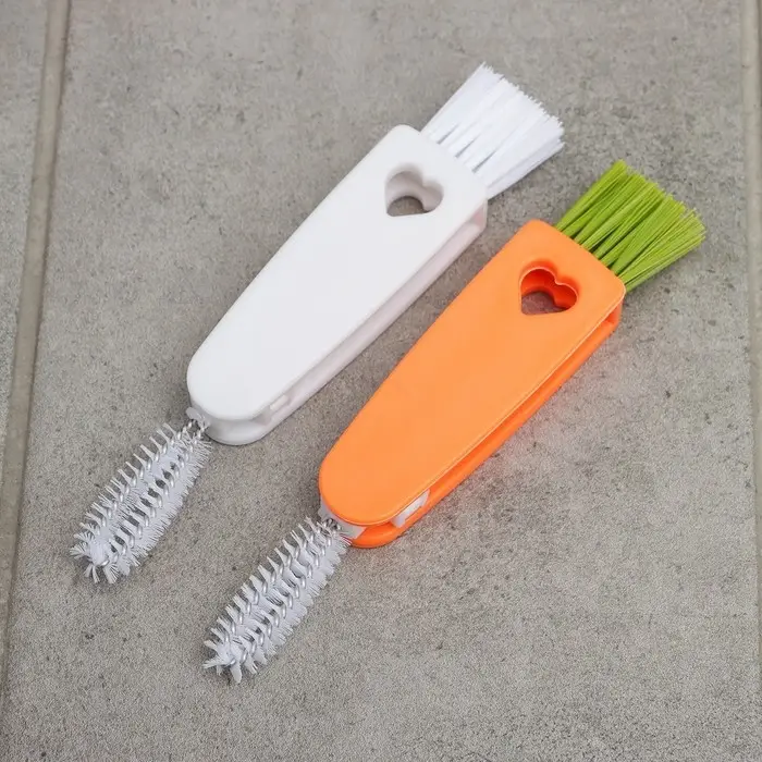 Щётка универсальная, 3 щётки в одном корпусе, 12 см, МИКС Щётка универсальная, 3 щётки в одном корпусе, 12 см, МИКС