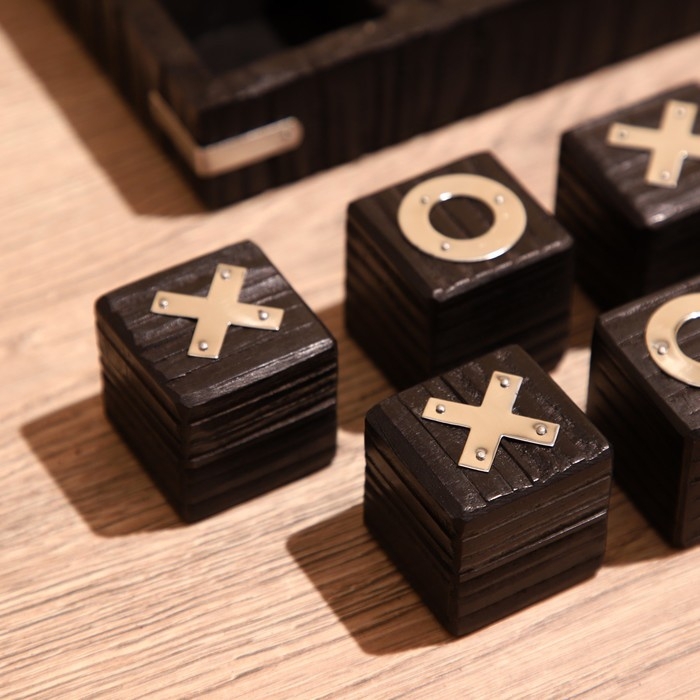 Игра настольная  Игра настольная "Крестики-нолики" 17х17 см, манговое дерево, сталь