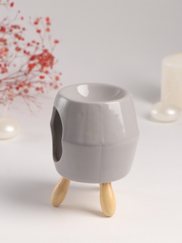 Аромалампа керамика на ножках "Остин" серая 9х9х12 см