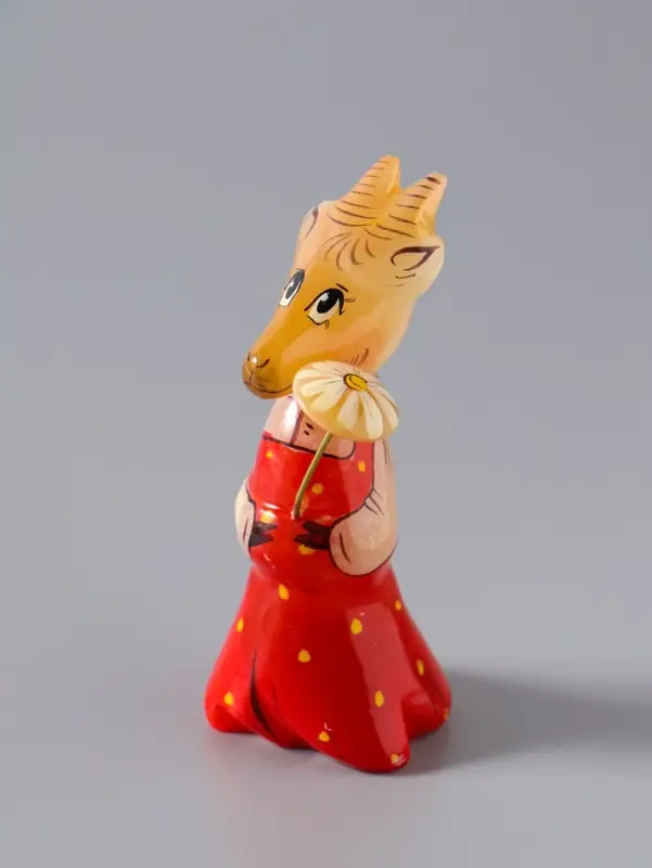Фигурка &laquo;Коза с цветком&raquo;, 8.5&times;3.5 см, селенит, МИКС