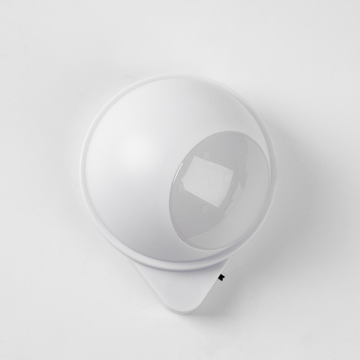 Фонарь-светильник, 3 шт, 50 лм, COB, 3 ААА, магнит, клейкая основа, с пультом, 7.5 х 9.2 см Фонарь-светильник, 3 шт, 50 лм, COB, 3 ААА, магнит, клейкая основа, с пультом, 7.5 х 9.2 см