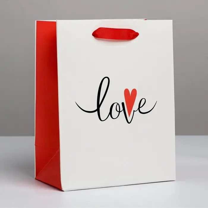 Пакет подарочный ламинированный, упаковка, &laquo;Love&raquo;, MS 18&times;23&times;10 см