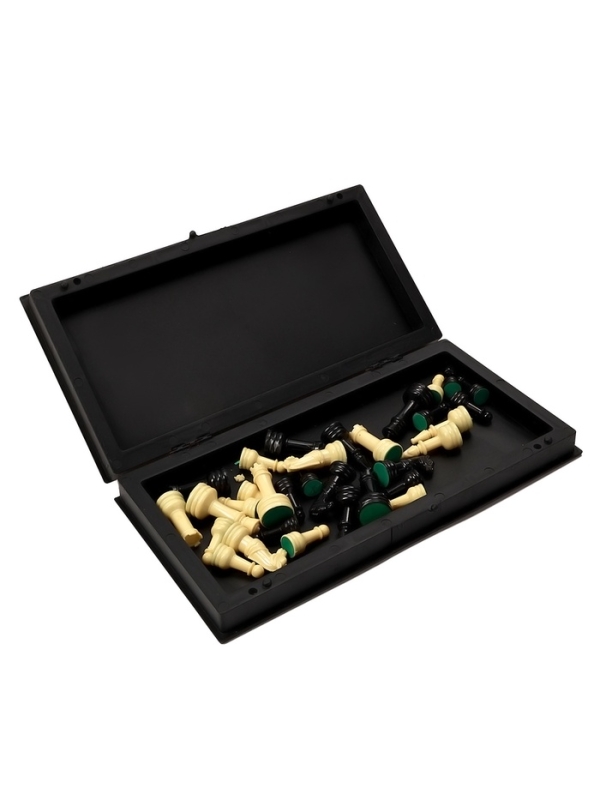 Шахматы 30 х 30 см, король h-5.6 см, d-2.3 см, доска и фигуры пластик Шахматы 30 х 30 см, король h-5.6 см, d-2.3 см, доска и фигуры пластик