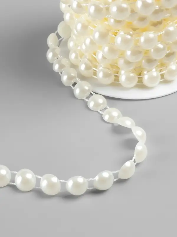 Жемчуг на нитях, плоский, 10 мм, 9&plusmn;1 м, цвет молочный