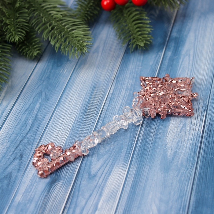 Ёлочная игрушка «Зимнее волшебство. Ключик сияние блеск» пластик, 16х6,5 см, прозрачно-розовый