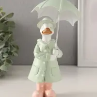 Фигурка полистоун &laquo;Утка в зелёном дождевике под зонтом&raquo;, 7&times;6.5&times;15.5&times;18 см