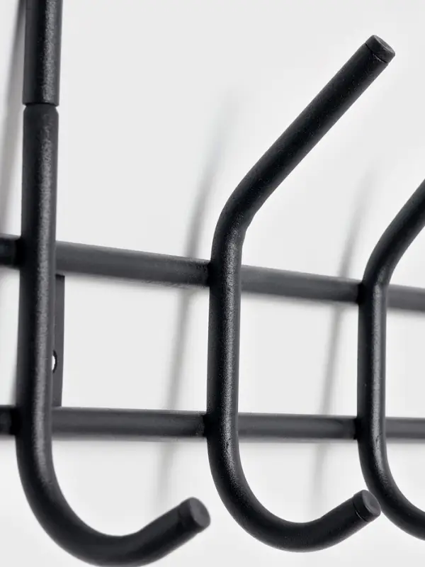 Вешалка настенная с полкой &laquo;Комфорт 7&raquo;, 7 крючков, 61&times;20&times;8 см, чёрная