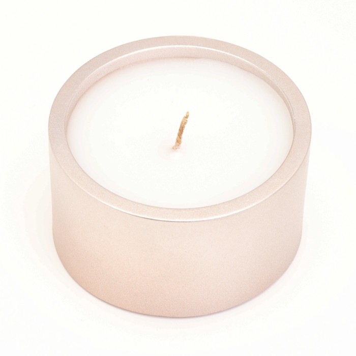 Свеча «Цилиндр» в подсвечнике из гипса, 11,5х11,5х6,5 см, шампань Свеча «Цилиндр» в подсвечнике из гипса, 11,5х11,5х6,5 см, шампань