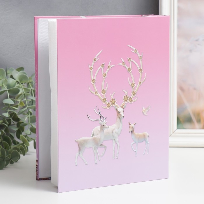 Фотоальбом на 200 фото 10х15 см Фотоальбом на 200 фото 10х15 см "Олени с цветочными рогами" в коробке МИКС 26,5х20,5х5,5 см 786747
