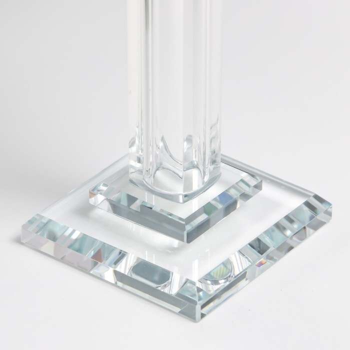 Подсвечник стекло на 1 свечу Подсвечник стекло на 1 свечу "Ампир" на ножке d=2,5 и 4 см 6,5х6,5х16,5 см